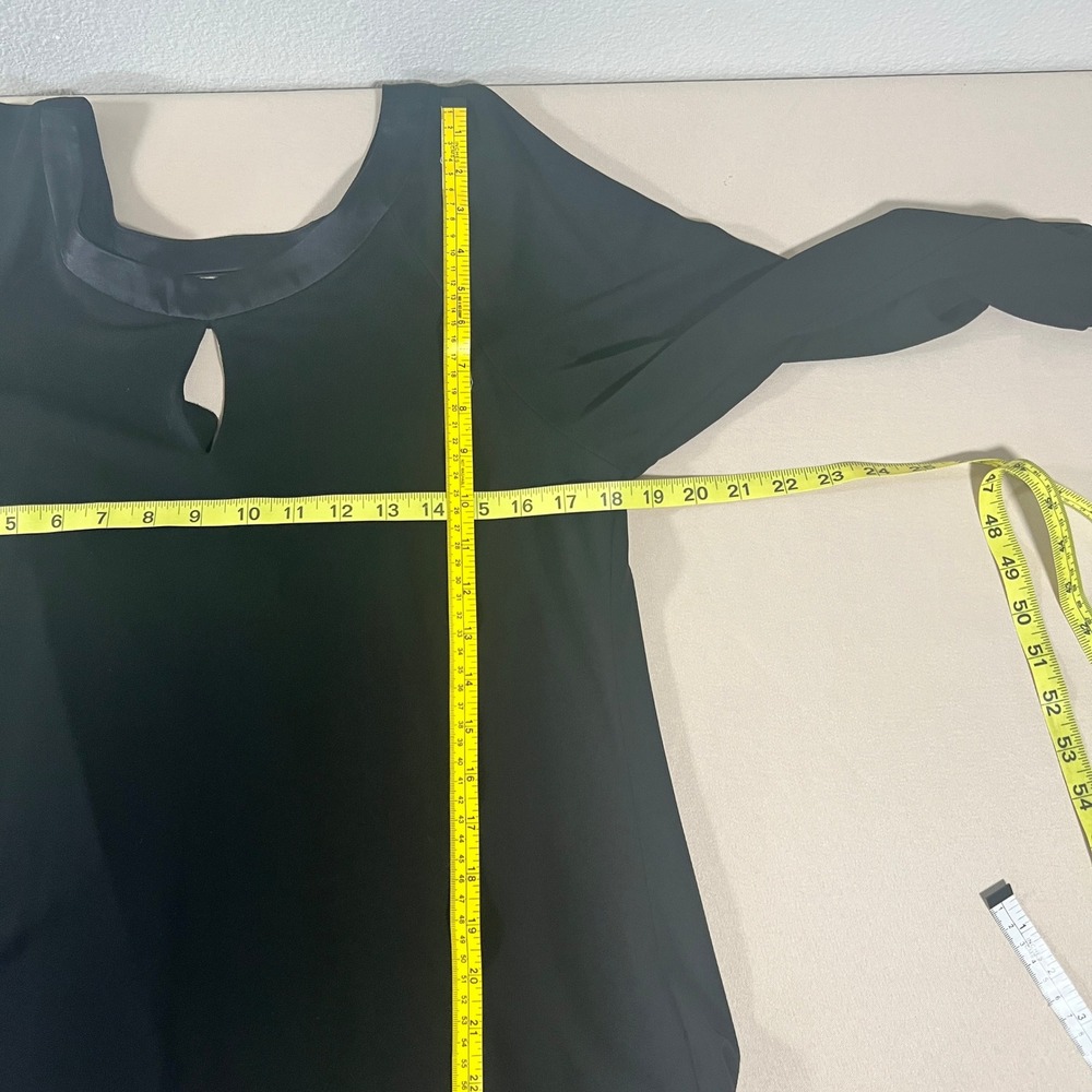 Graham & Spencer Black Keyhole Cutout Open Back Blouse Silk Trim Size Medium M - Picture 4 of 12